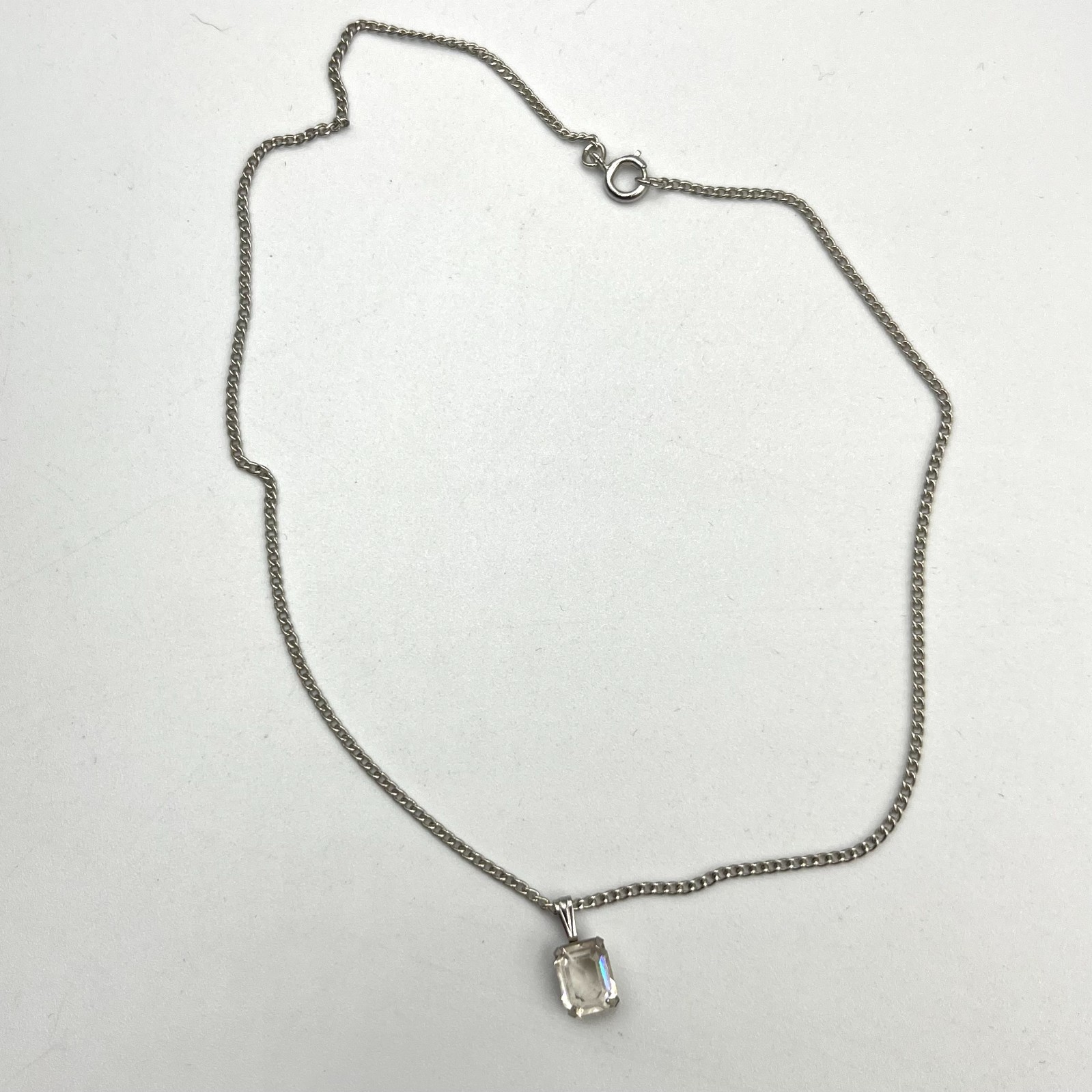 VTG Silver Tone Emerald Cut Clear Crystal Solitaire Pendant Necklace Curb Chain