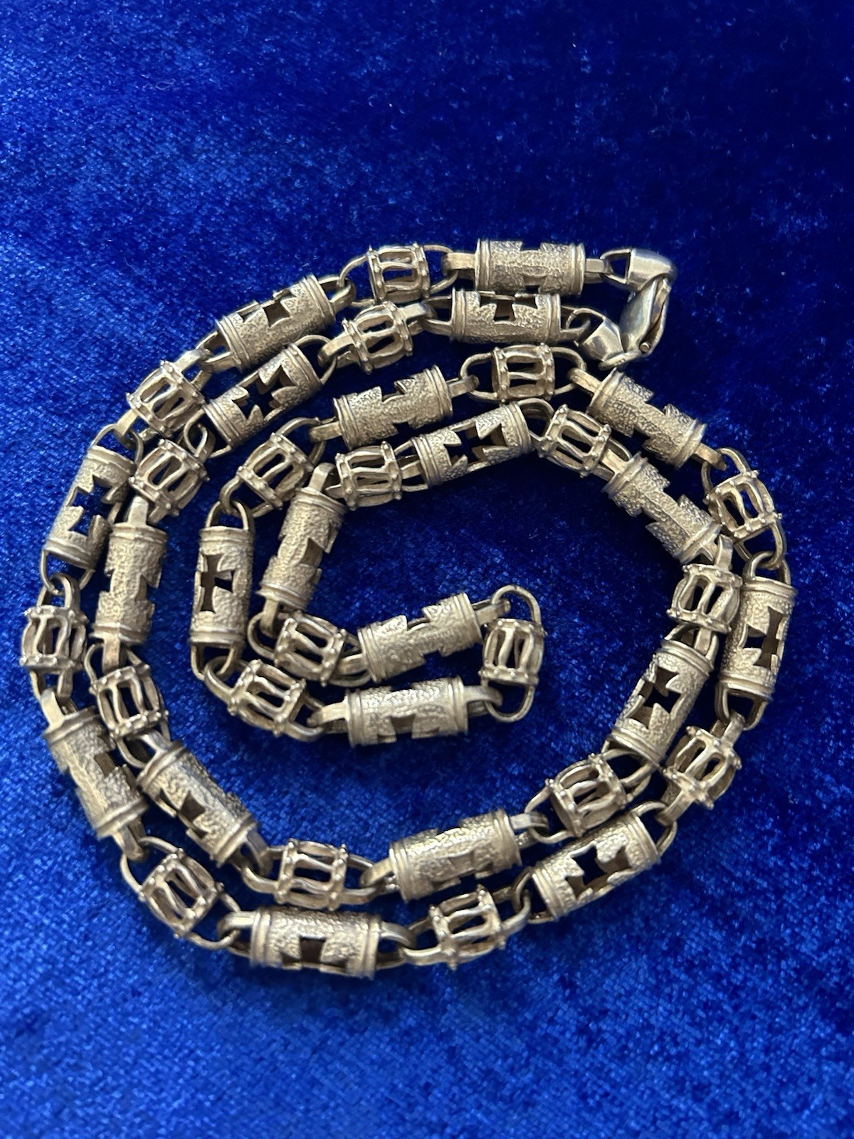 Vintage Sterling Roman Cross Shield &Columns Barrel Bead Handmade Necklace Nice!