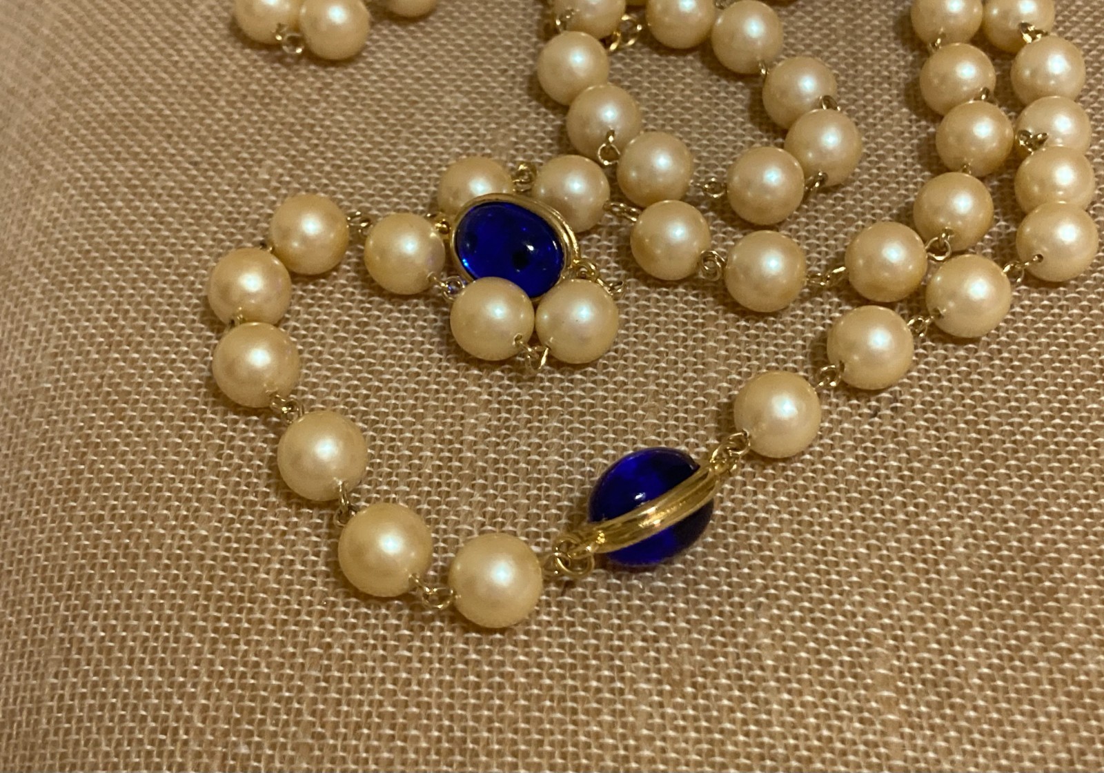 Vintage Faux Pearl Beaded Necklace Bezel Cobalt Blue Cabochon Opera Flapper 42″