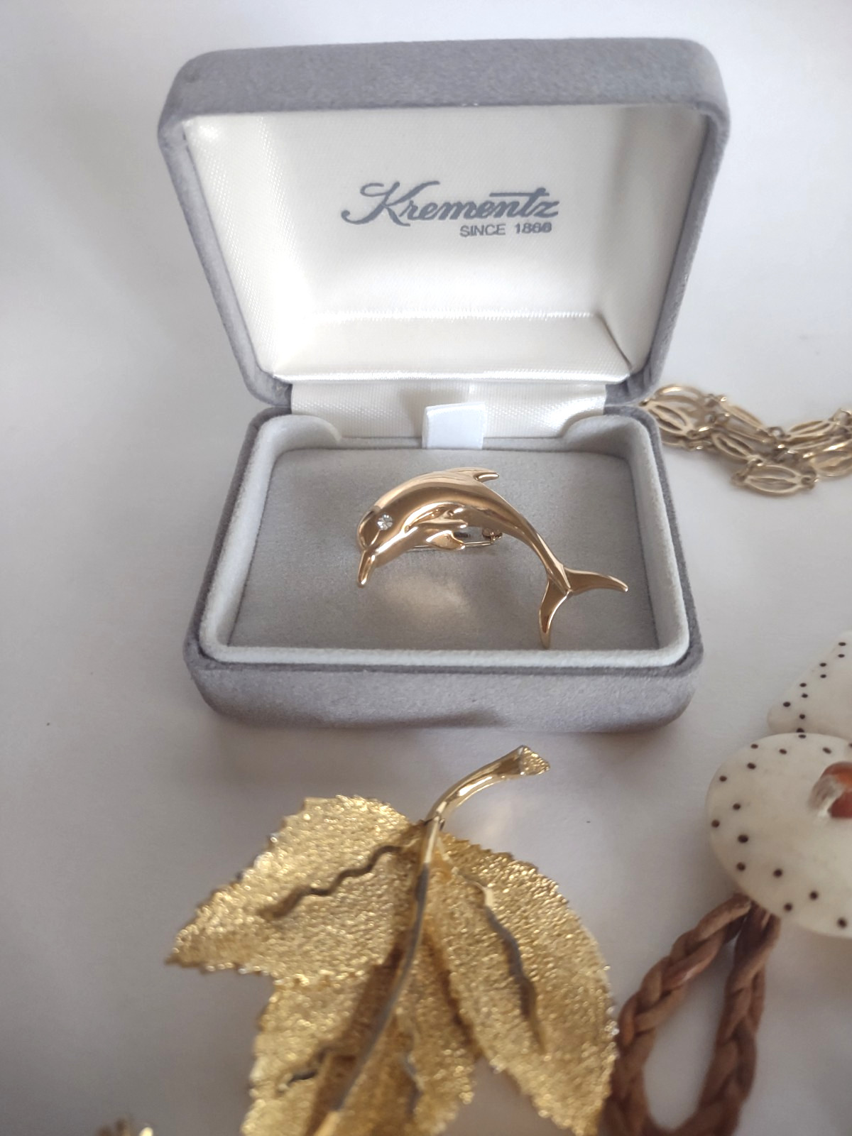 Costume Jewelry Lot Many Signed Kremenz Sancrest Dorsons BSK Monet Park Lane +