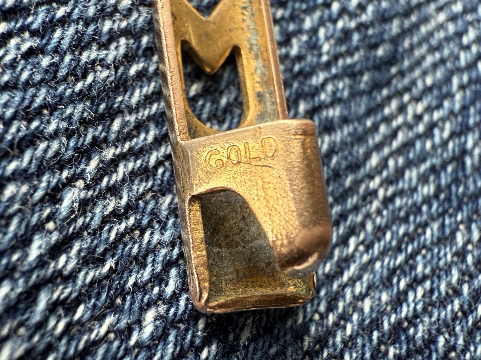 Antique 10k Gold Top Bar Brooch Engraved Flower Design Edwardian Era FJ247