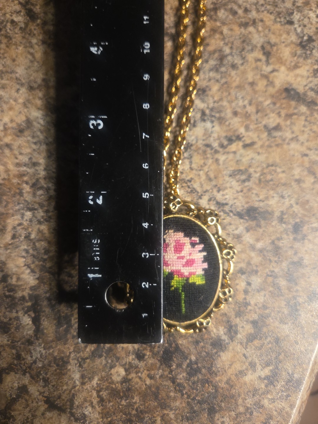 Vtg Brooch Gold Needlework Pink Floral Rose Necklace 11.5″ Chain