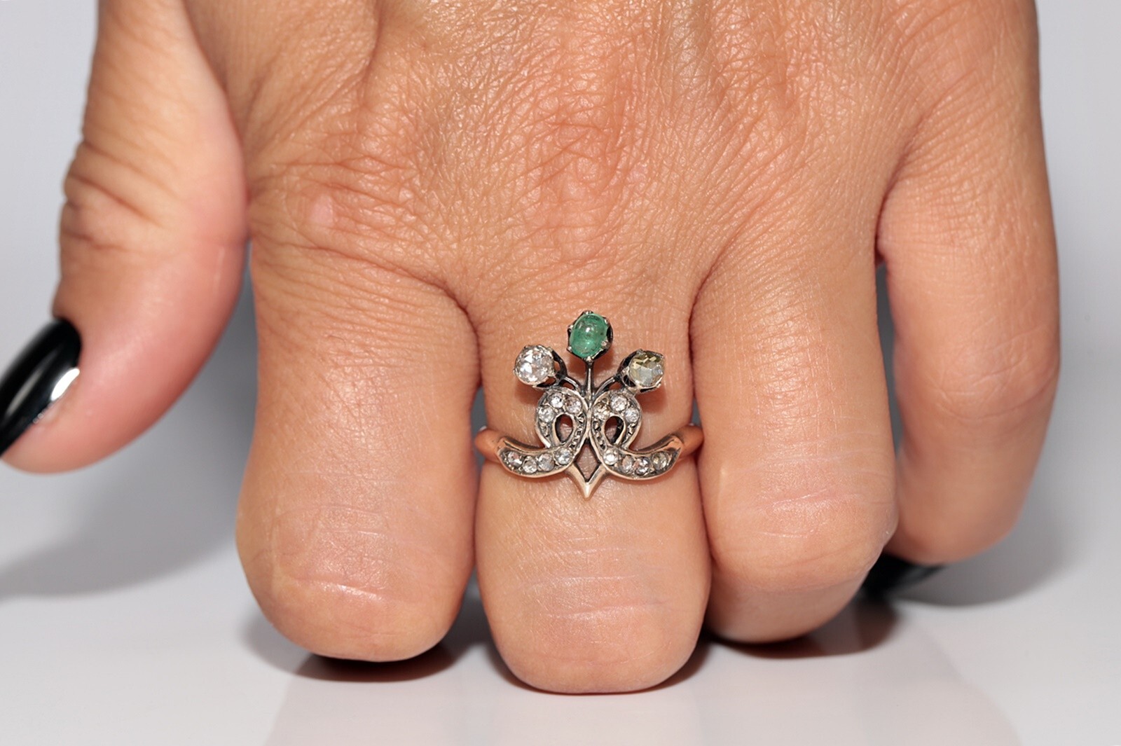 Antique Circa 1900s Ottoman 14k Gold Natural Rose Cut Diamond And Emerald Ring