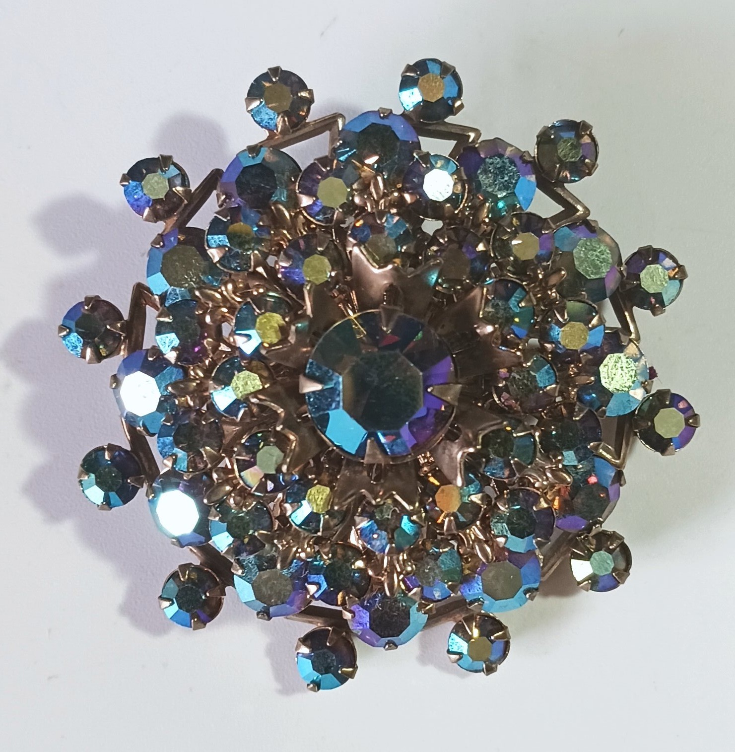 Vintage Layered Gold-tone Brooch w Purple-Blue Aurora Borealis Rhinestones