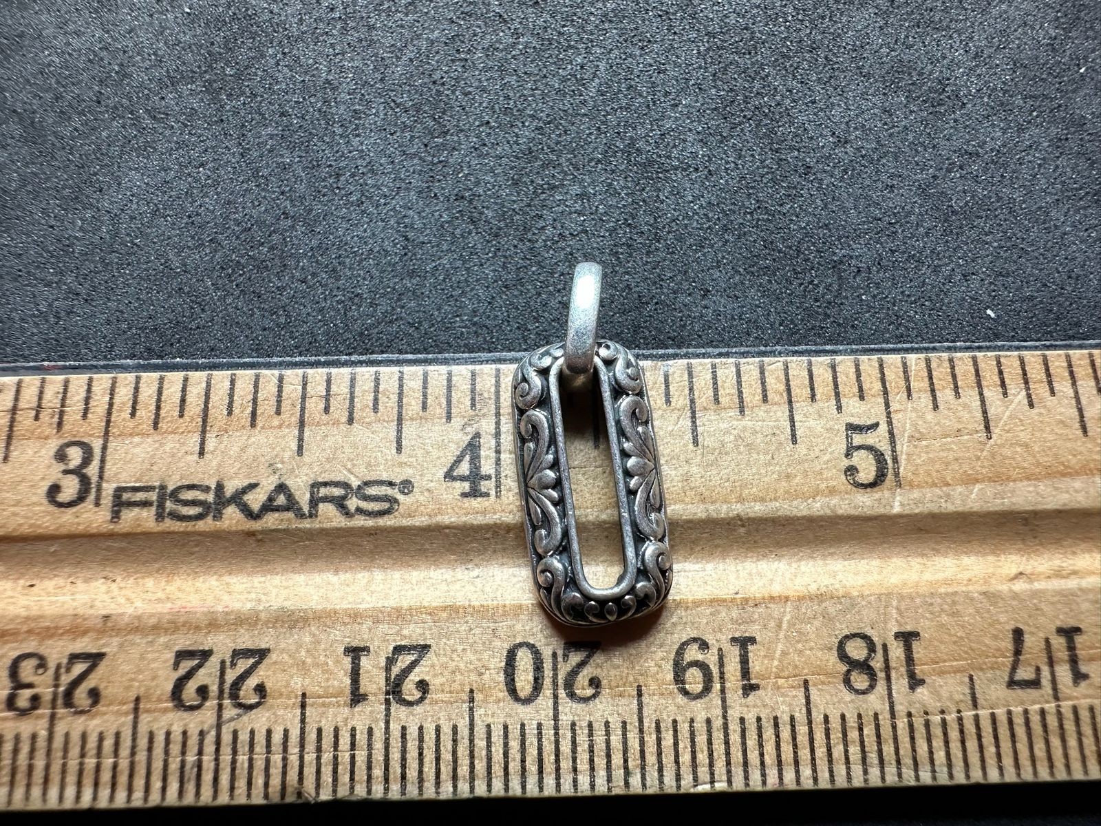 2.26g Vintage Sterling Silver 925 Floral Etched Open Rectangle Pendant M