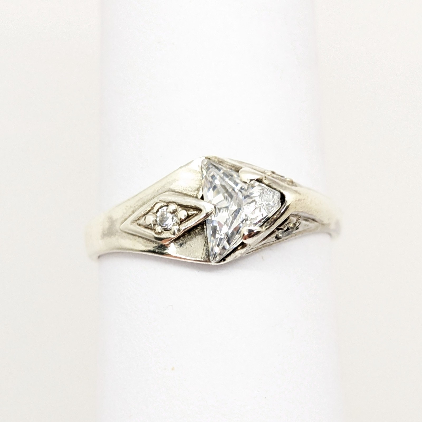 Vintage Elegant RING Silver 925 with Bright Stone -size: 10.5US (20mm) Ukrain#38
