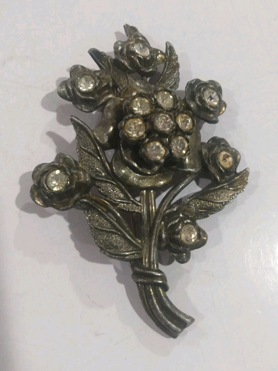Little Nemo Rhinestone Brooch 1940s Clear Gun Metal Tone VTG Floral Bouquet 3.5″