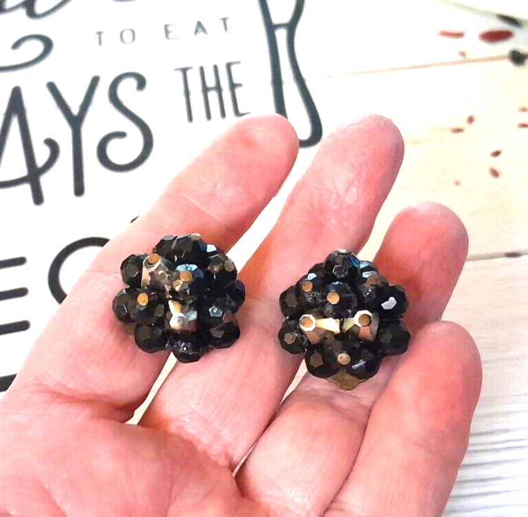 WESTERN GERMANY 1950’s Black & Foil Sweet Dome Clip On .75″ Earrings MCM