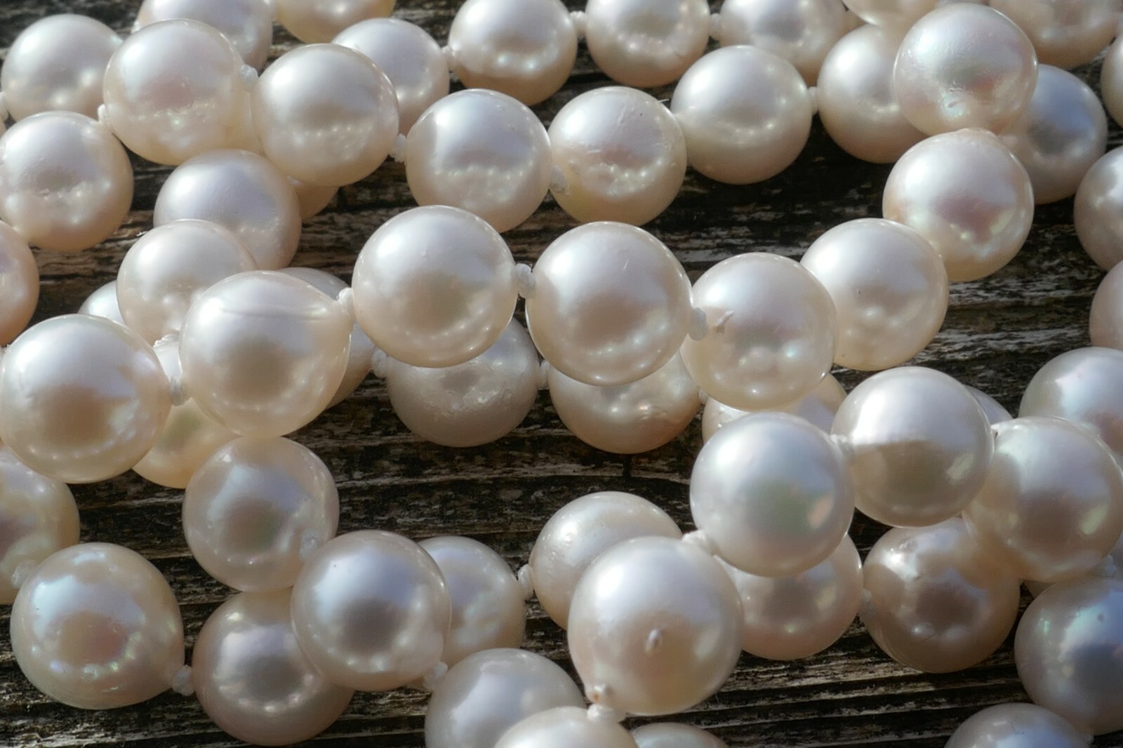 Vintage 14kt Yellow Gold & 6.4mm Cultured Pearl Necklace – 22.5″ Long