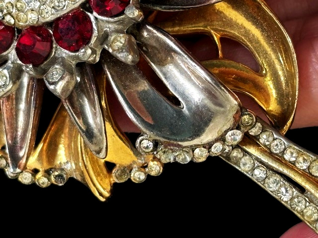 1940s Signed REINAD Gold Plated RED CLEAR CRYSTAL LG Layered FLOWER Pin Brooch