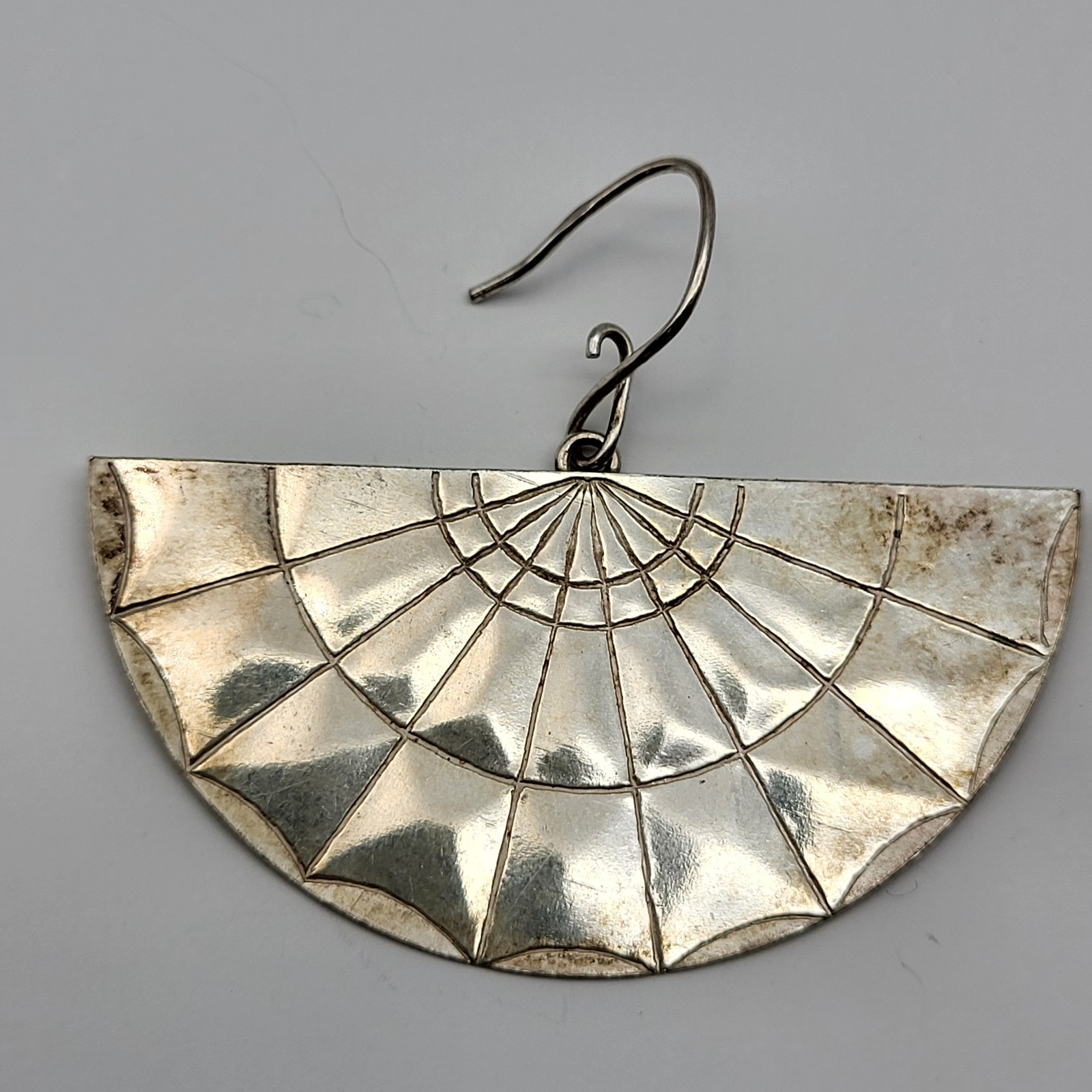 Stunning Artisan Spiderweb fan Dangle Drop Earrings Bold Sexy Goth