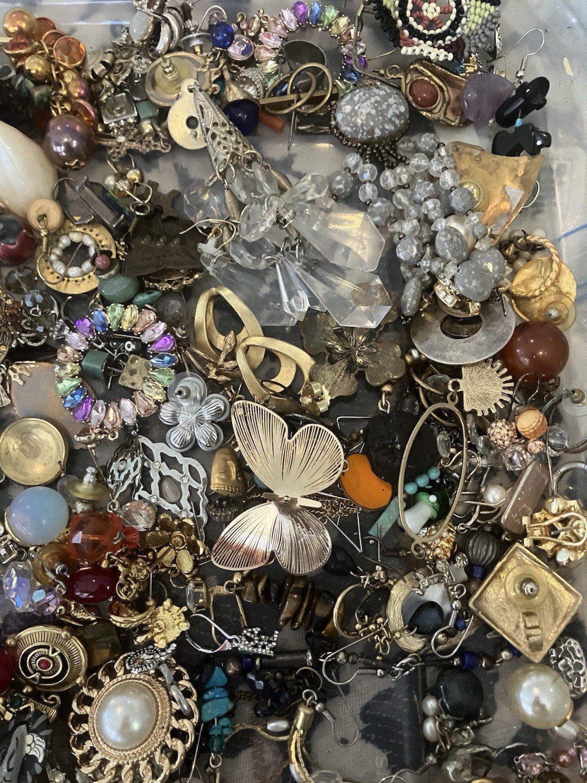 Vintage Lot Single Earrings Pierced Wires Posts Craft 3.12 Lbs