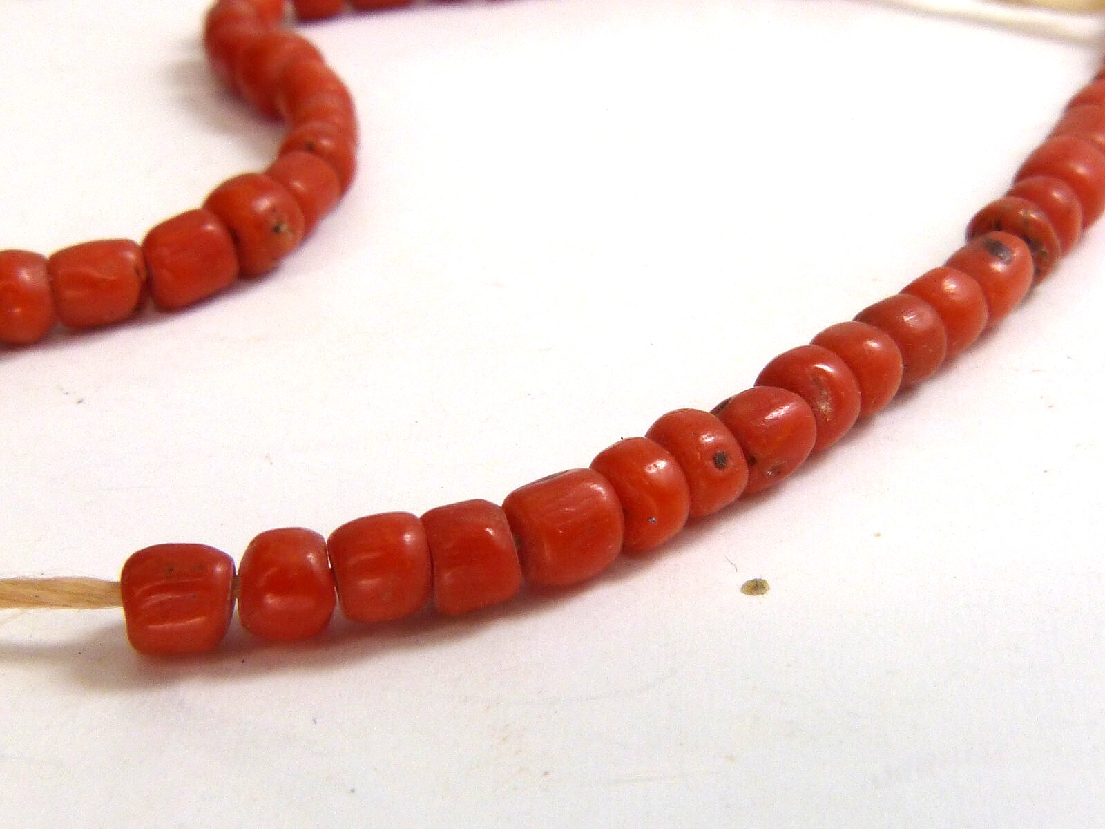 Gorgeous Antique Red Coral Bead Necklace With Gold Clasp Estate Find !