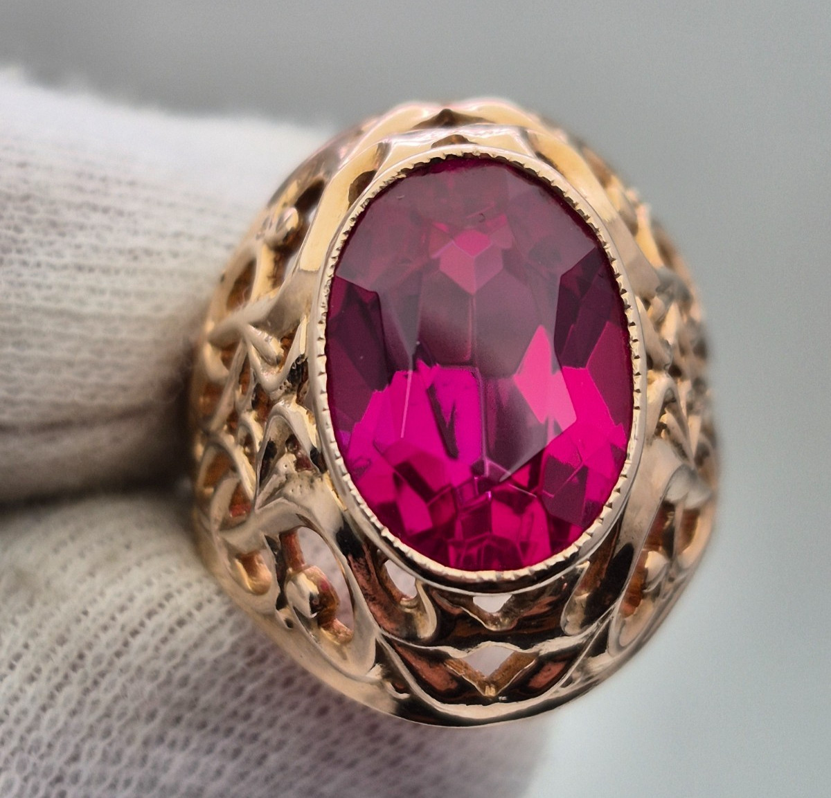 Vintage Soviet 14K Rose Gold Ring 583 with Stone • 11g • Original USSR Jewelry