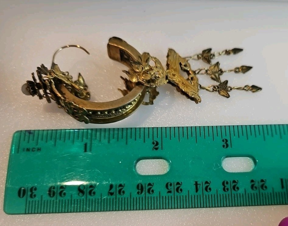 Vintage DESIGNER Signed Baroque Curled Gilt Leaf FRENCH EARRINGS – GORGEOUS Help