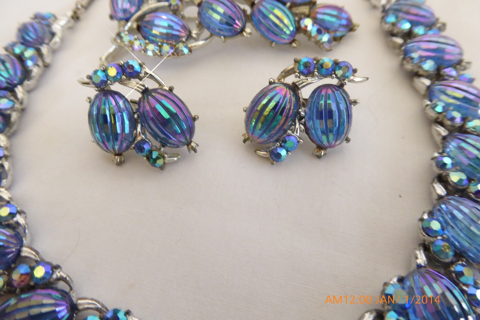 RARE VTG CORO BLUE RIBBED AB GLASS RHINESTONE NECKLACE BROOCH EARRINGS SET