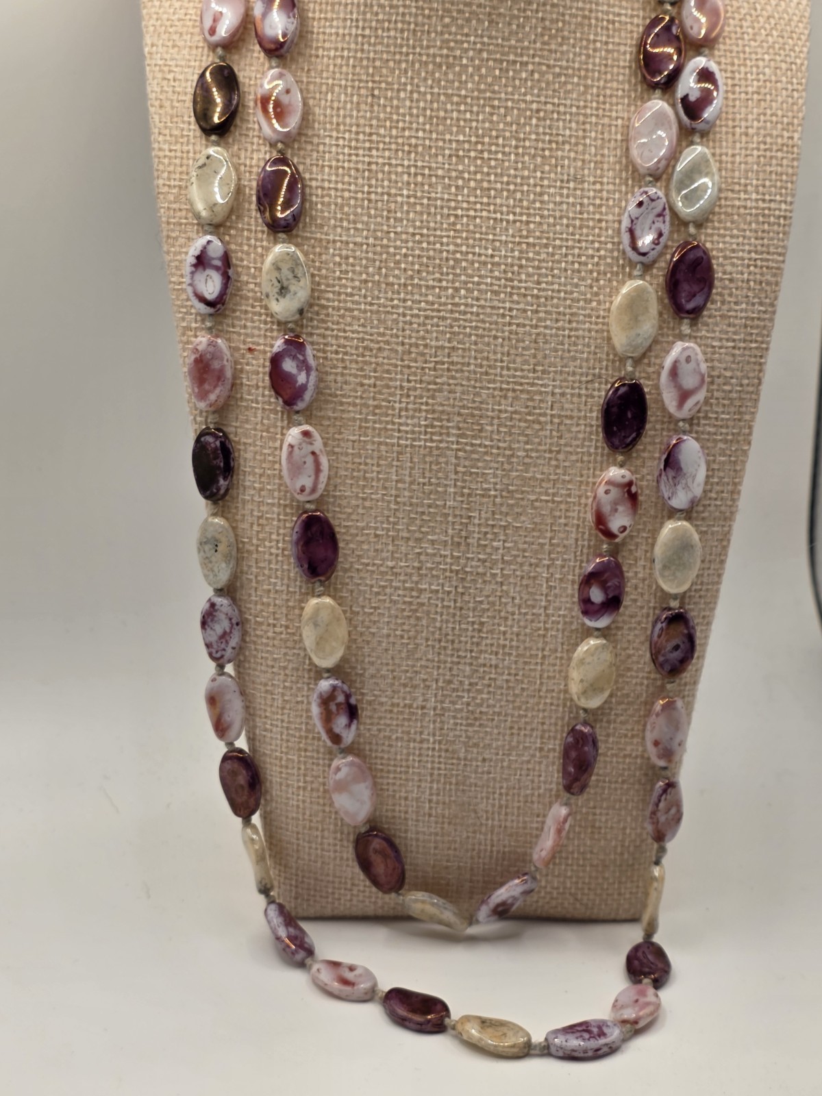Vnt,purple/cream Swirl Glass Beaded Necklace,25 In