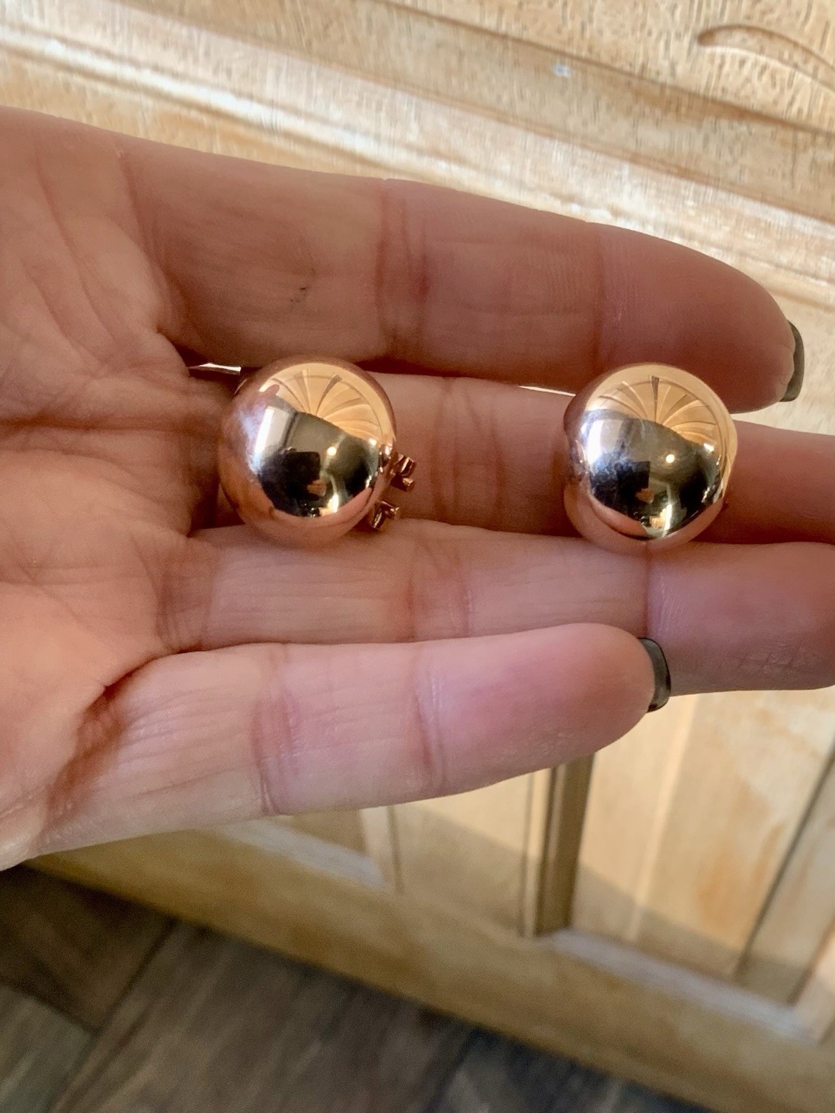 Great Bronze Milor Italy Rose Gold Tone Clip On Earrings Button