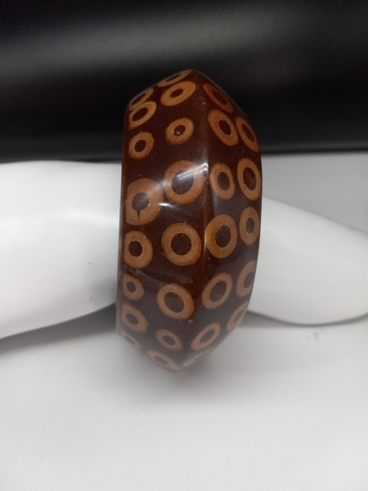 Kjl Vintage Massive Lucite Brown Polka Dot Designer Bangle Bracelet