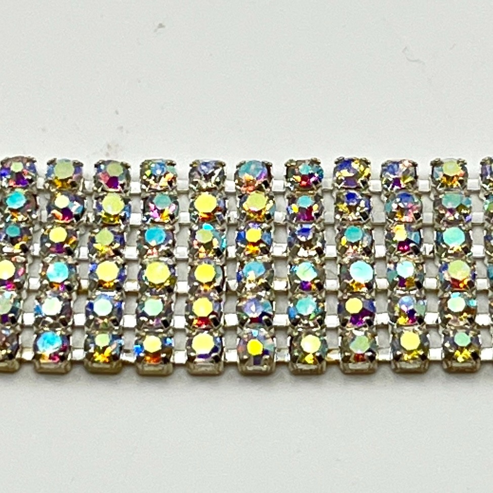 VTG Y2K Silver Multi-Row Aurora Borealis Rhinestone Chain Belt Choker Lobster