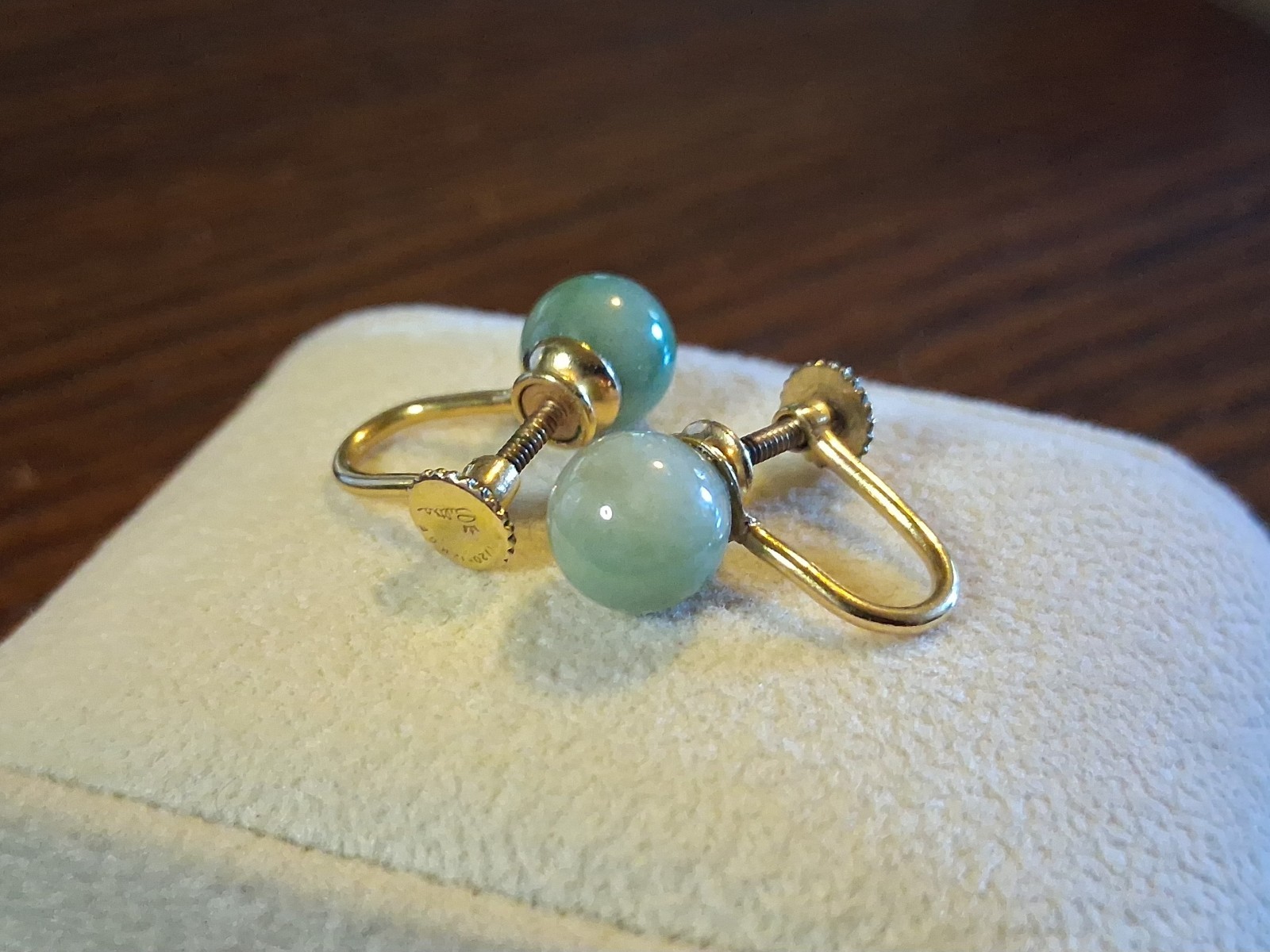 Vintage Cultra 8mm Jade(?) Sphere Gold Filled Screwback Earrings See Pics/Descri