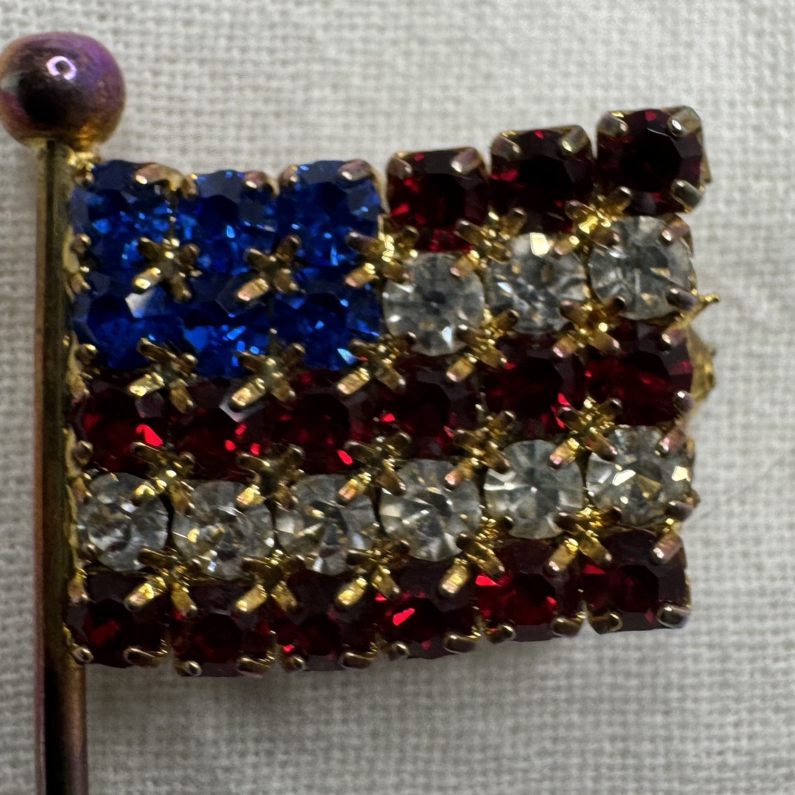 USA Flag Brooch Pin Red Clear And Blue Rhinestones Gold Tone Metal Free Shipping