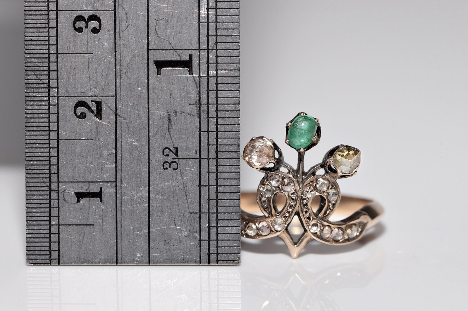 Antique Circa 1900s Ottoman 14k Gold Natural Rose Cut Diamond And Emerald Ring