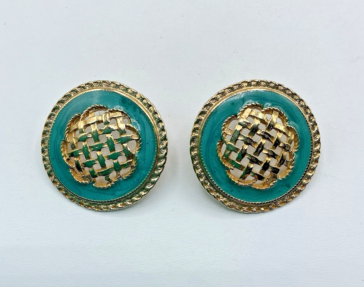 Vintage Weekender Gold Tone Aqua Green Enamel Basketweave Stud Pierced Earrings
