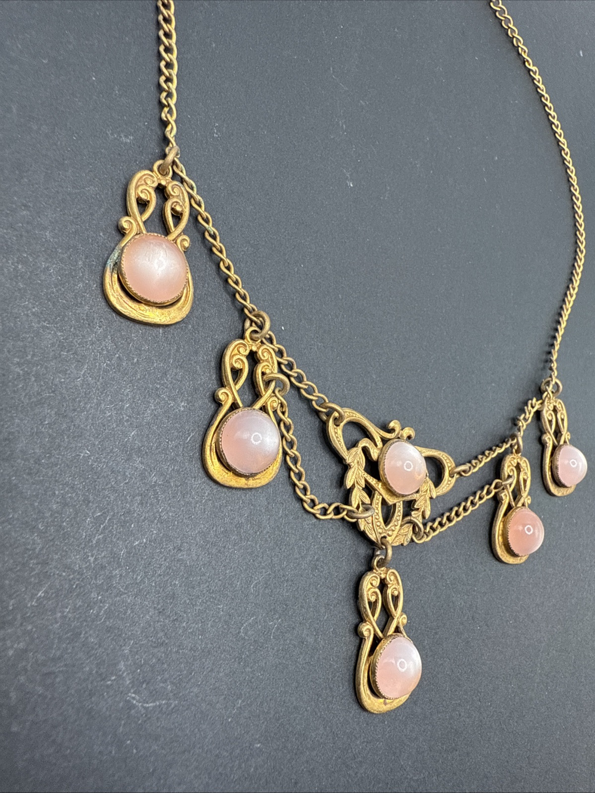 Antique Pink Moonstone Festoon Necklace Gold Tone 14” J114