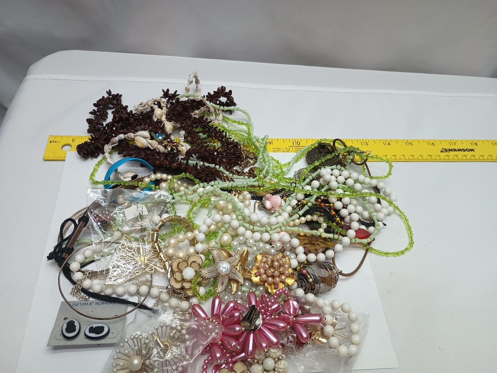 1 Lb REDESIGN/CRAFT FASHION/COSTUME JEWELRY LOT