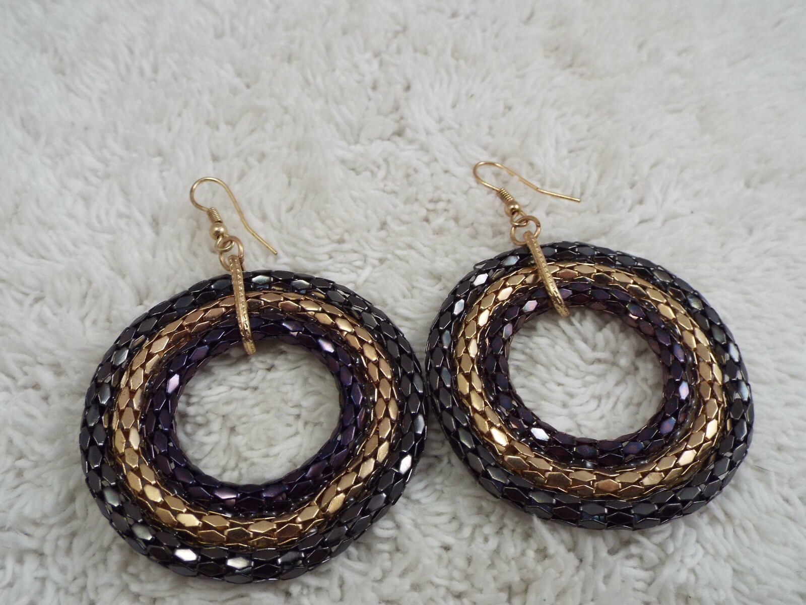 Gunmetal Goldtone Mesh Chain Ring Pierced Earrings (D49)