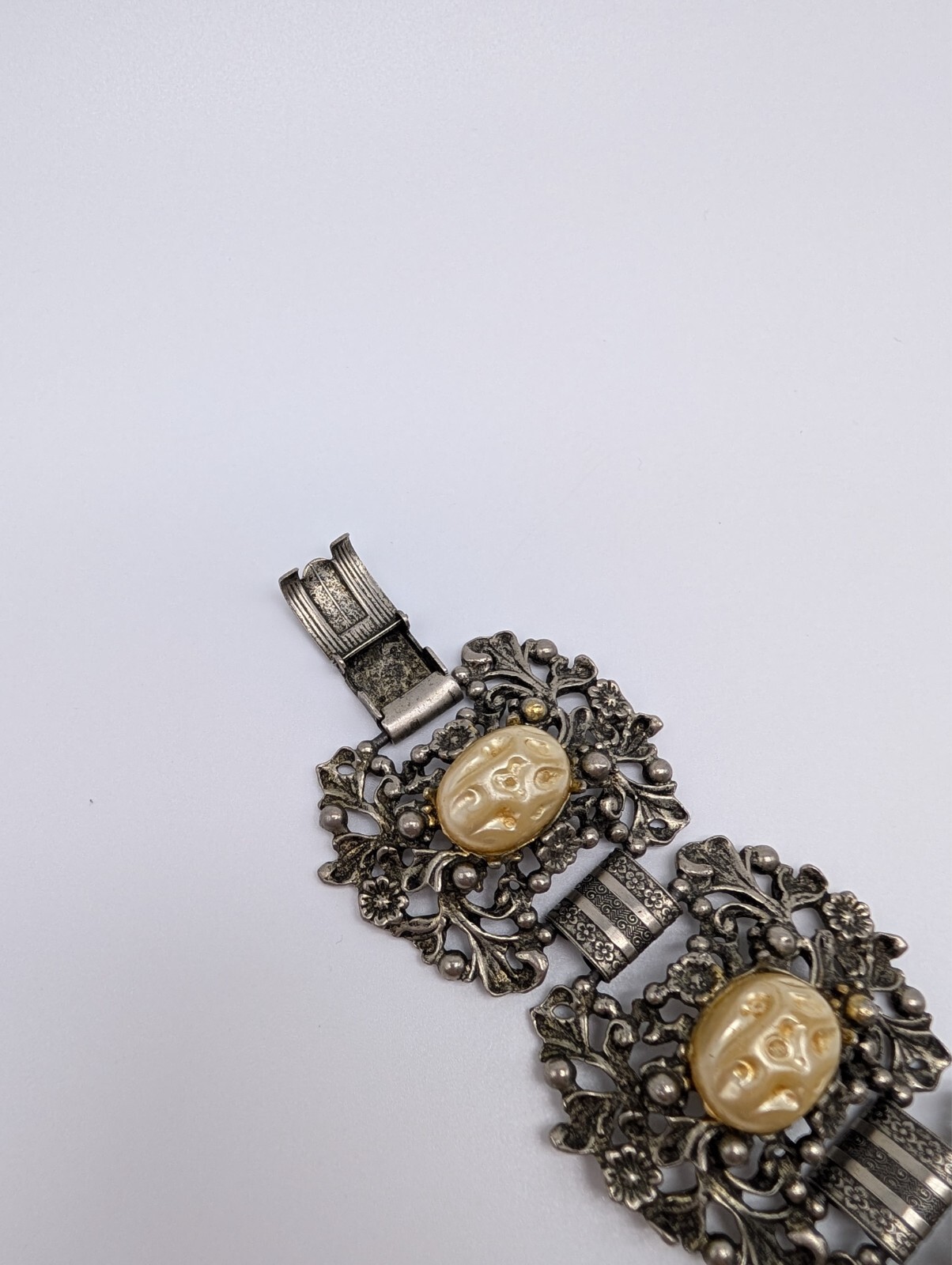 Vintage Victorian Selro Selini Style Baroque Faux Pearl Flower Panel Bracelet