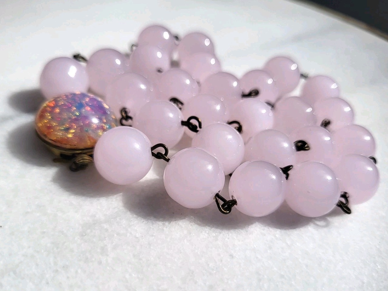 SALE! VINTAGE PINK OPALINE GLASS BEAD NECKLACE SET OPAL FOIL GLASS CAB CLASP