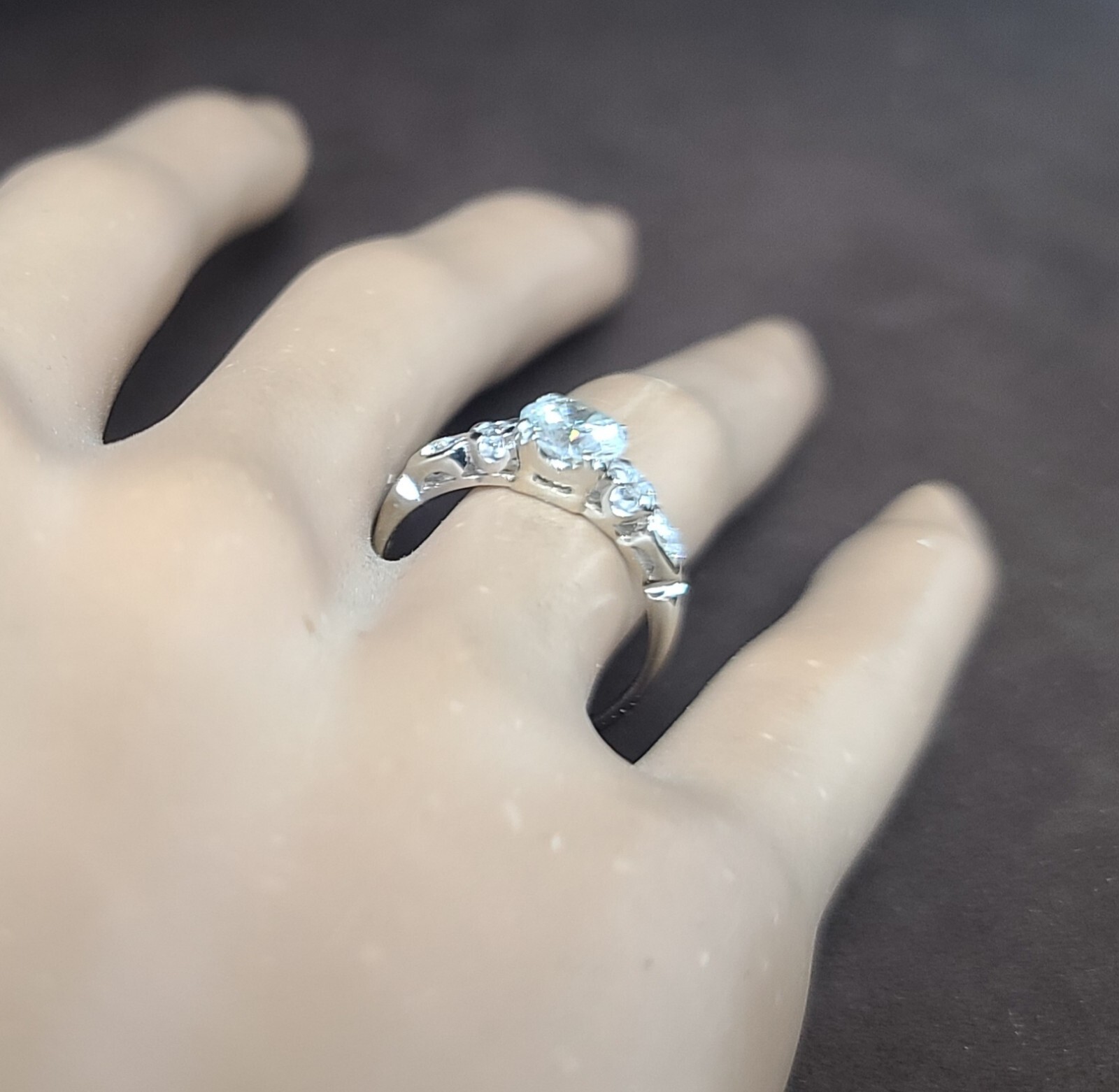Vintage 14k White Gold Engagement Ring 1.01ct. Natural Round Cut Diamond