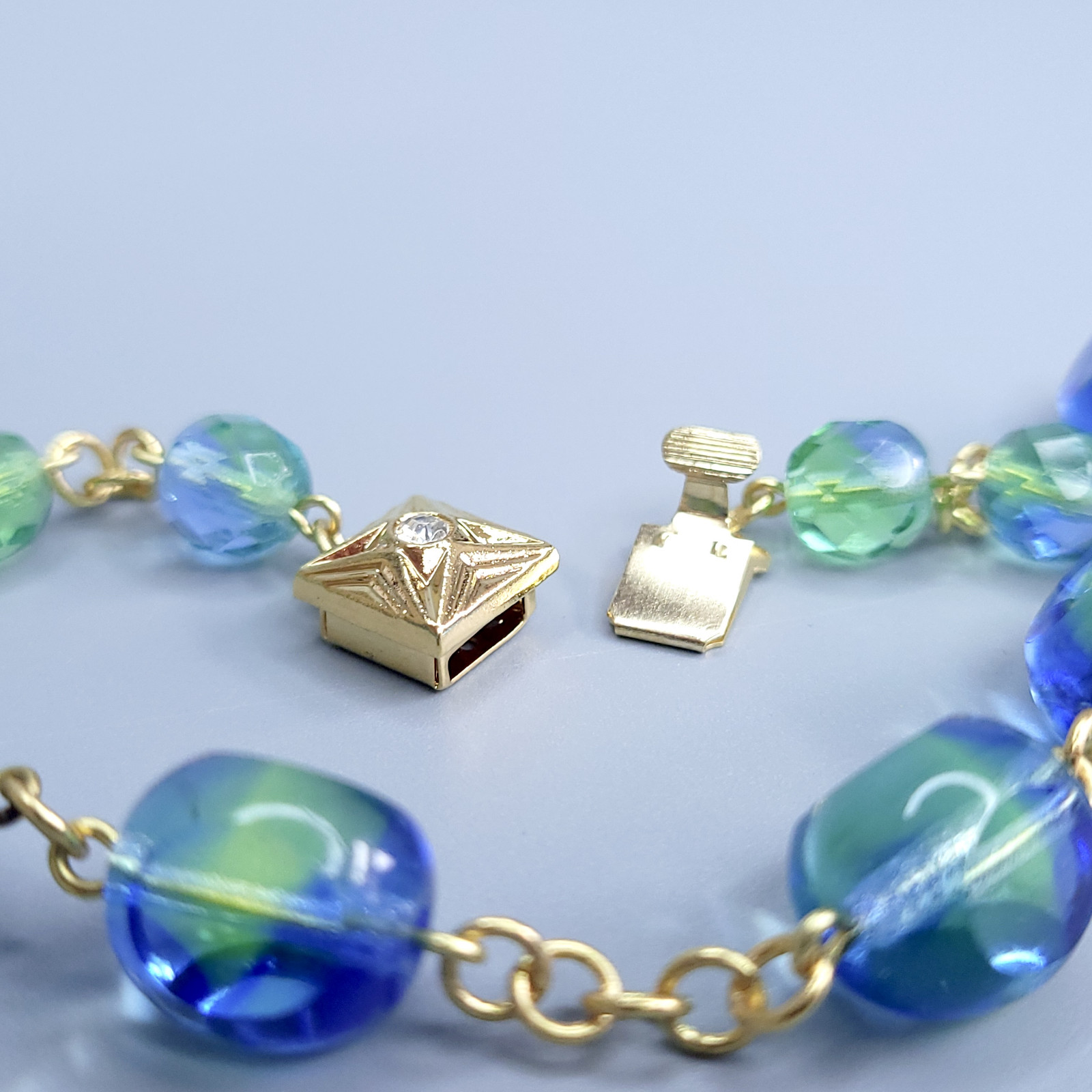 Uranium Necklace 18” Vaseline Blue Glass Czech Vintage Beads Women`s Jewelry