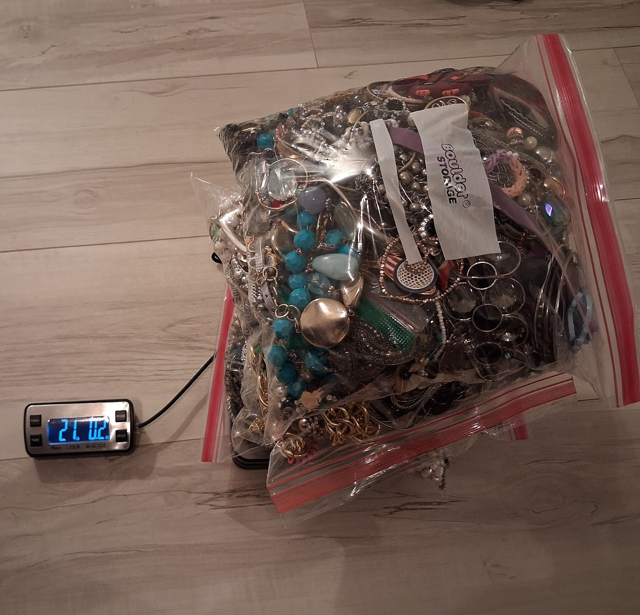 20Lbs -14 oz Vintage To Now CRAFT, REPAIR ,TANGLED Junk Jewelry Lot (JK002)
