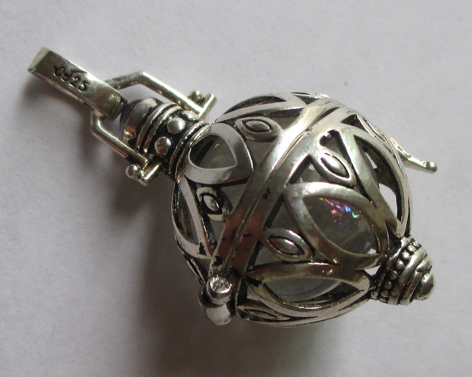 STERLING SILVER QUARTZ CRYSTAL ORB LOCKET PENDANT POOLS OF LIGHT STYLE
