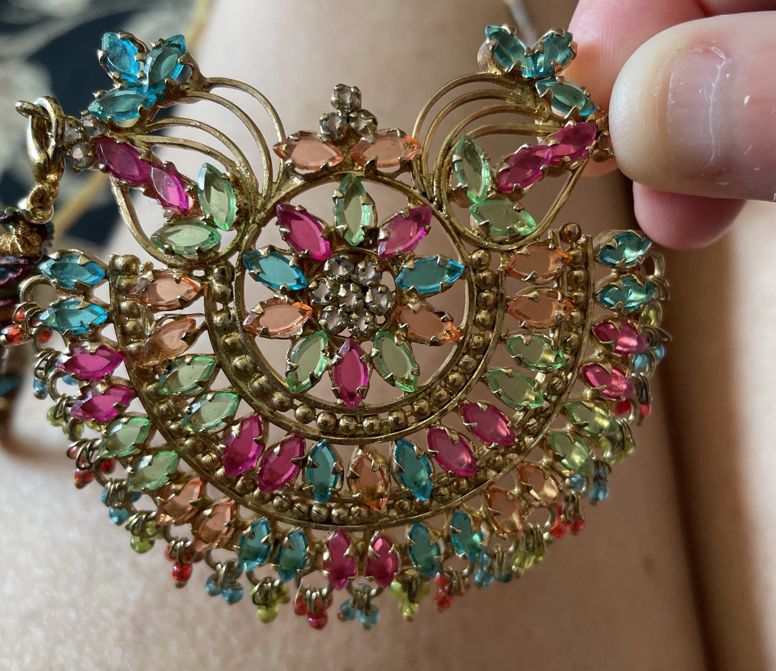 Vintage India Jadau Kundan Style Bollywood Gold Tone Bib Necklace
