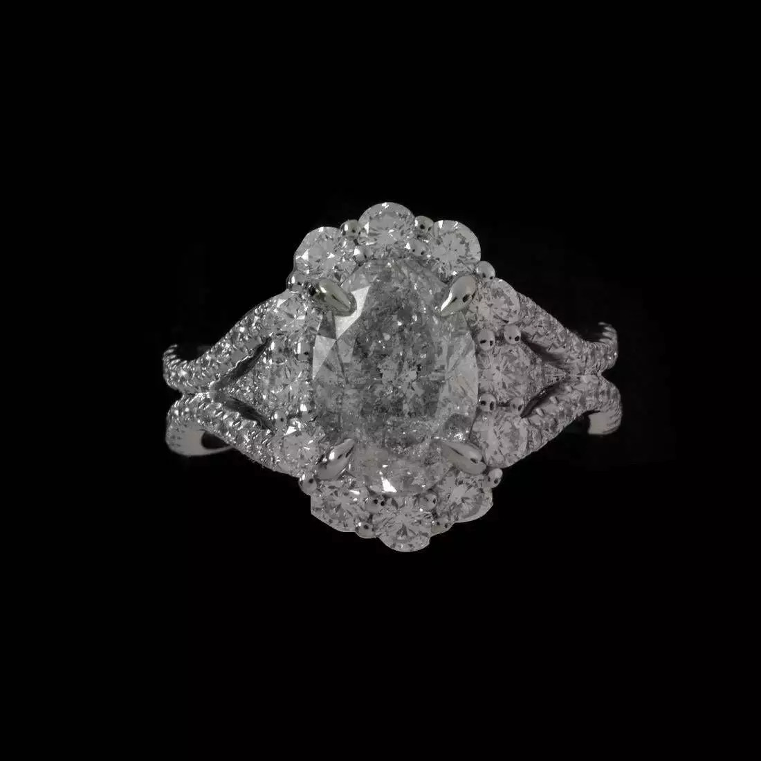 Genuine Oval & Round Cut 3.40CT Cubic Zirconia Halo Engagement Wedding Fine Ring