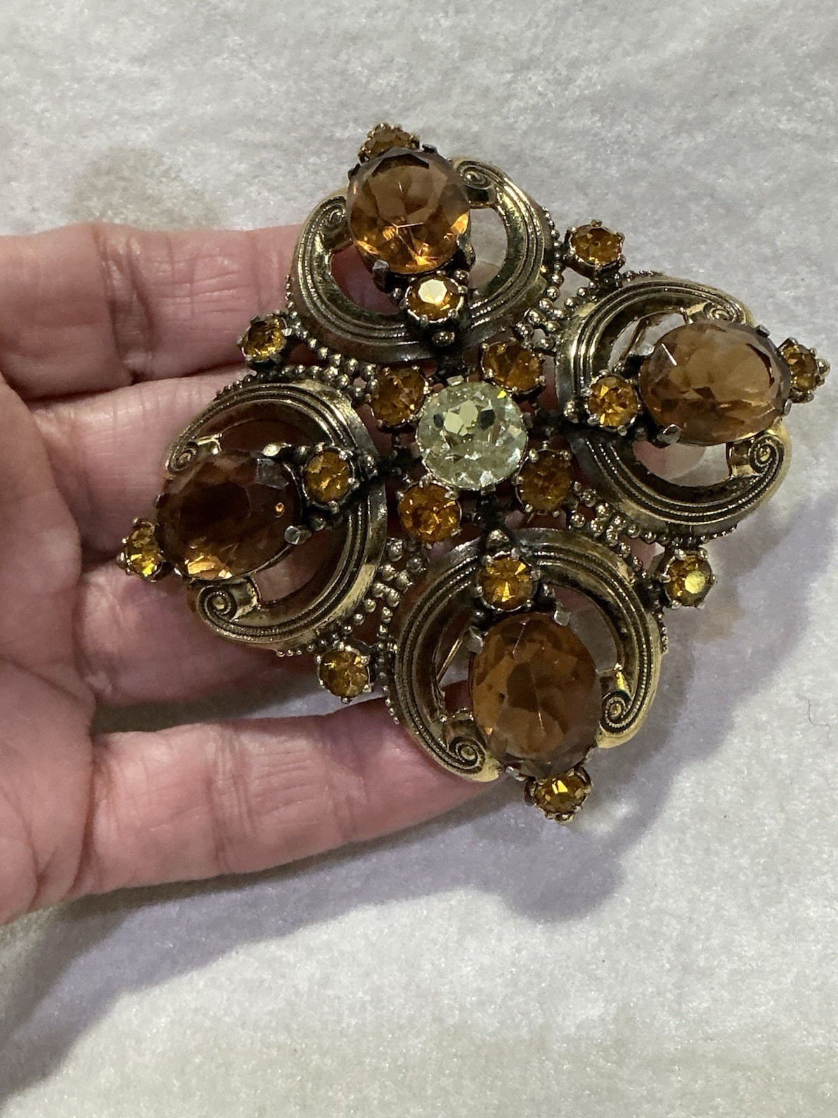 SCHIAPARELLI Brooch! Large And Stunning! Excellent Condition!