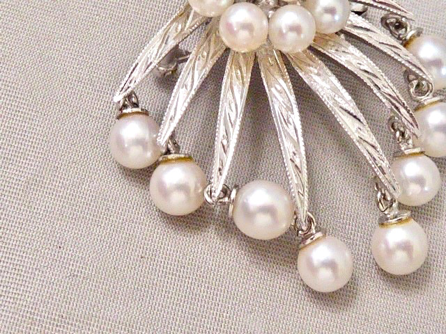 VINTAGE FABULOUS BRIGHT CLEAN CULTURED AKOYA PEARL STERLING 60’S PIN PENDANT