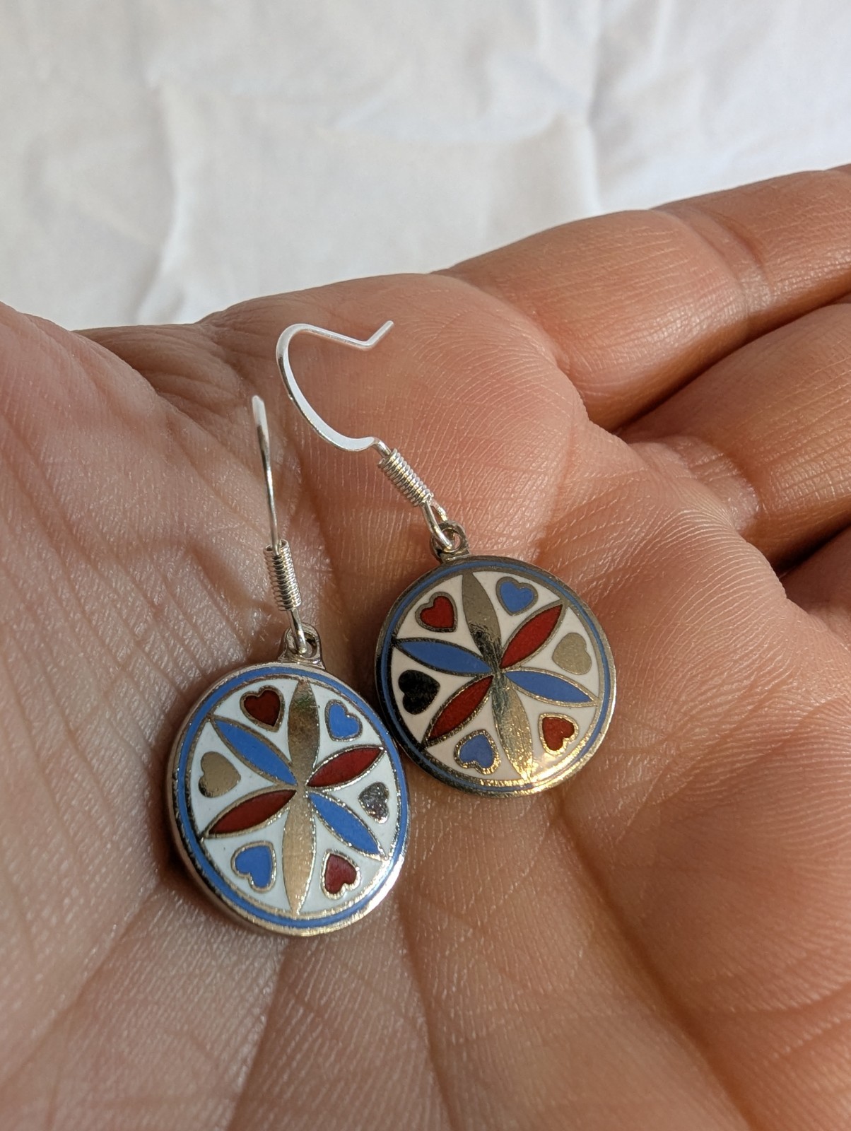 Hoffman Pennsylvania Dutch Quilt Folk Art Hex Sign Compass Rose Enamel Earings