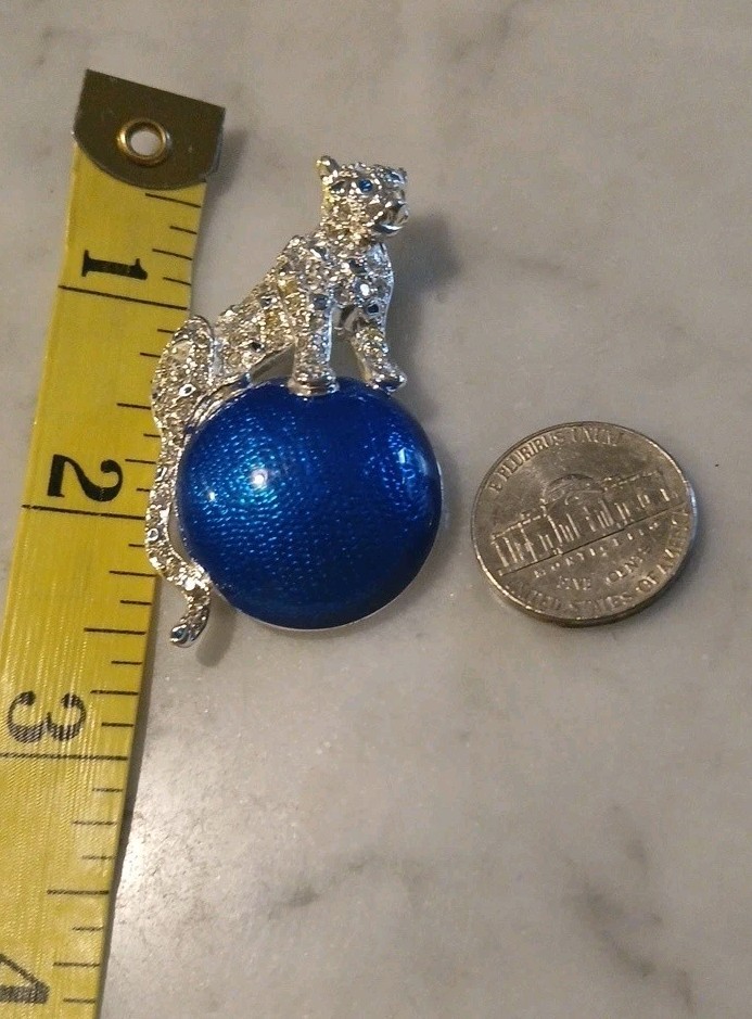 Amazing Vintage Napier Brooch Silvertone Leopard on Blue/Earth/Ball Crystals