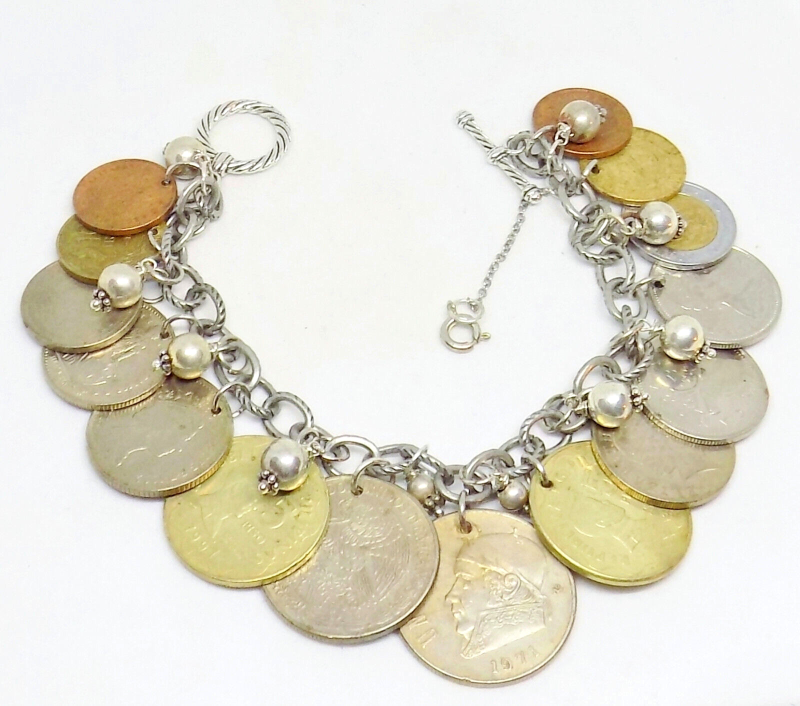 VINTAGE COIN BRACELET COINS FROM AROUND THE WORLD CHARM BRACELET 8 IN
