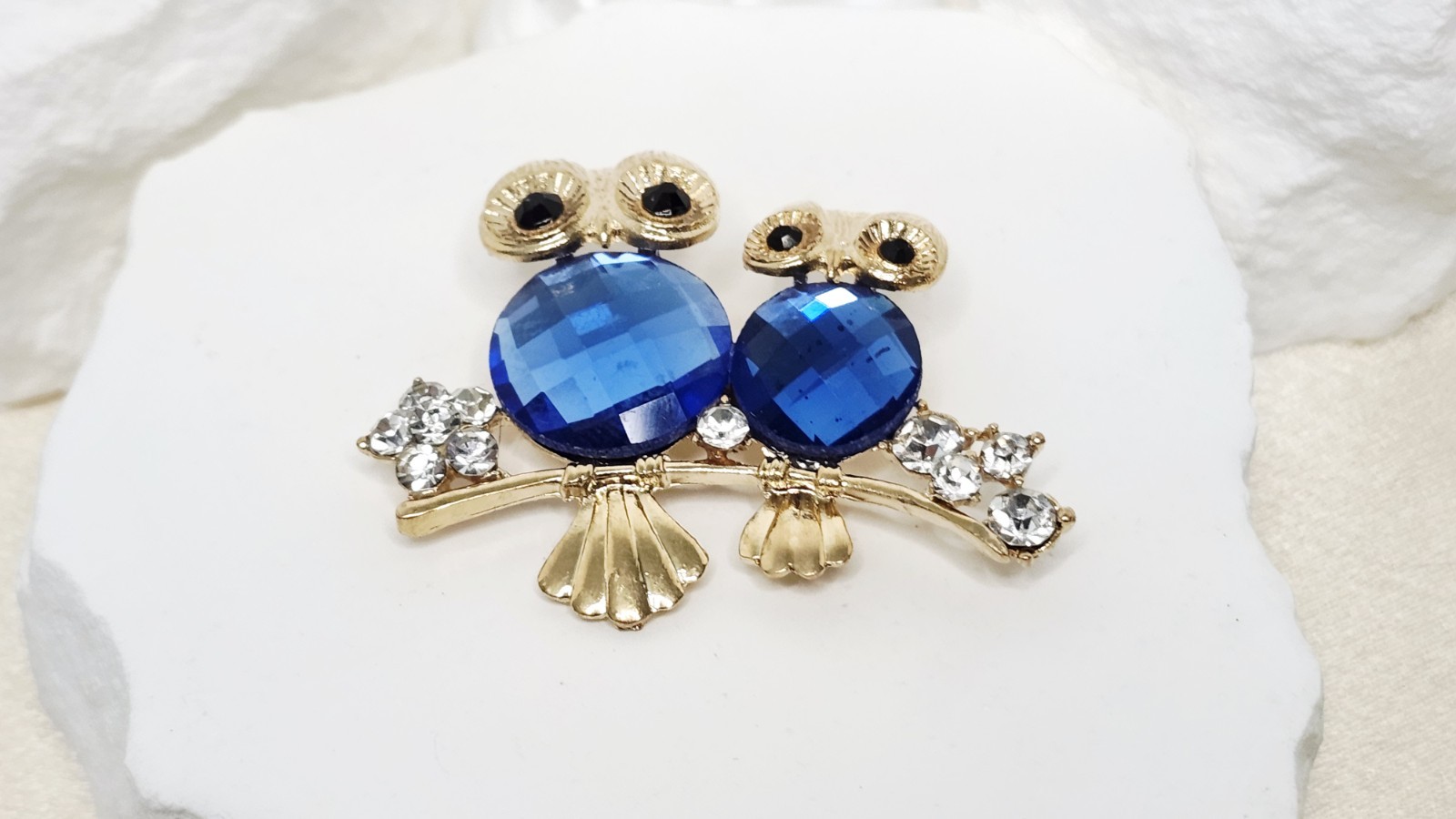Vintage Gold-Tone Owl Pair Brooch W Blue Crystal Bodies and Rhinestone Accents