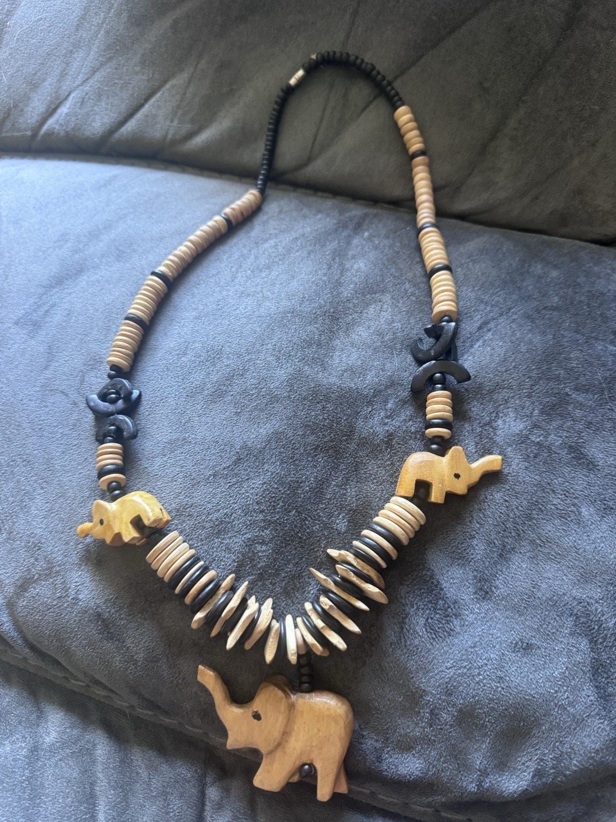 Vintage Elephant And Lion Necklace Carved Wooden Safari African Hand Crafted Art