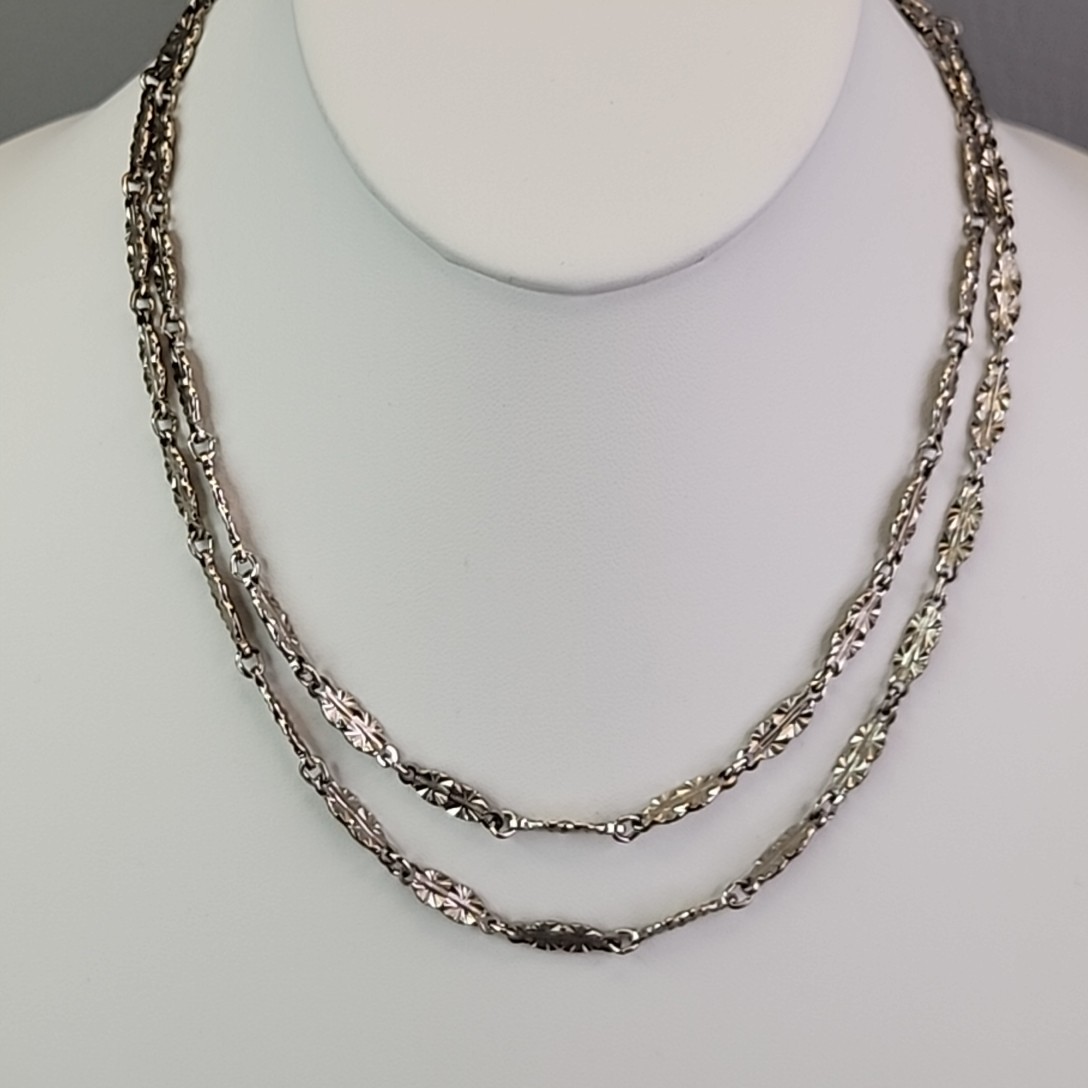 Vintage Chain Necklace Silver Tone Starburst Etched Bar Link 34″