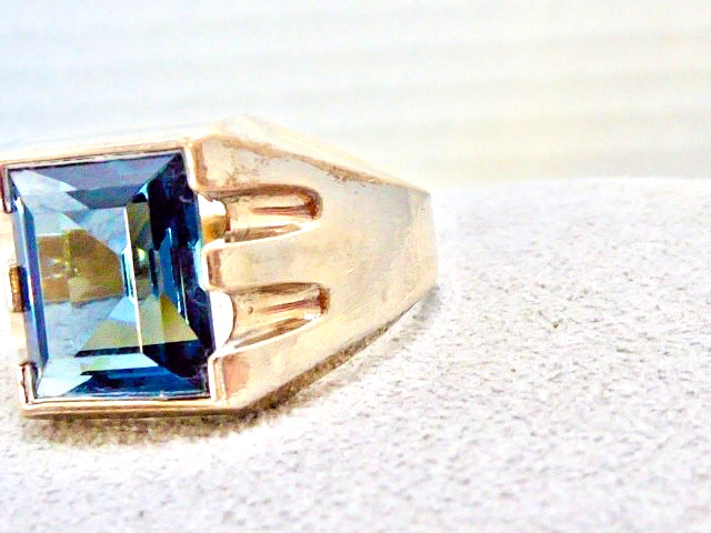 SIGNED V C VINTAGE 10K YELLOW GOLD FILLED NEW OLD STOCK 70’S SIZE 11 BLUE RING