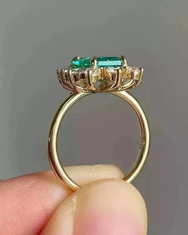 3.75Ct Art Deco Lab Created Green Emerald & Diamond Engagement 925 Silver Ring