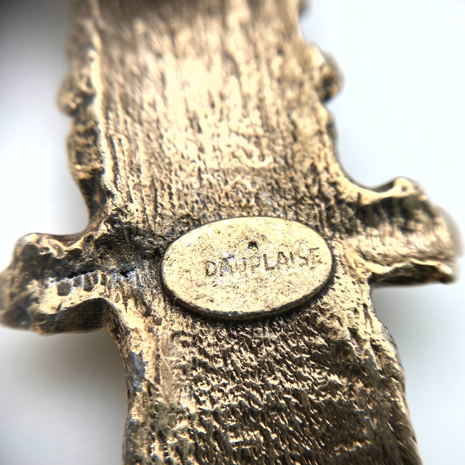 Vintage Brass Plated Broken Sword Pendant (MP89)
